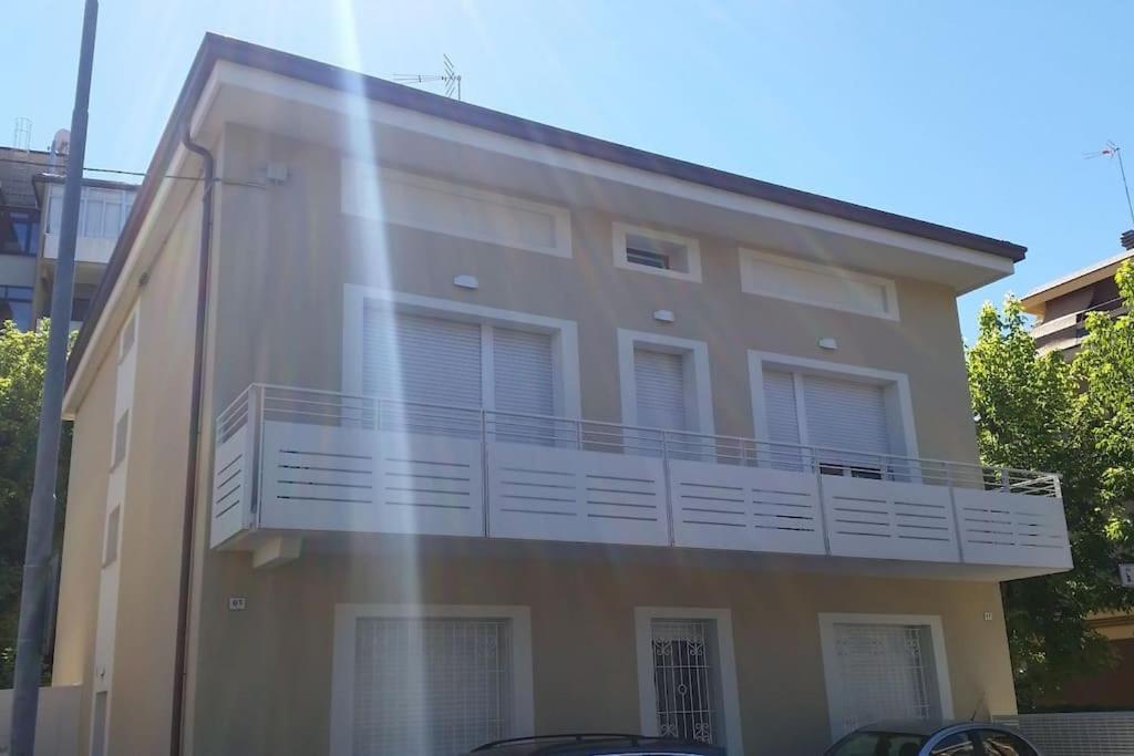 Appartamento In Villetta A 2 Passi Dal Mare E Dal Centro Pesaro Eksteriør bilde